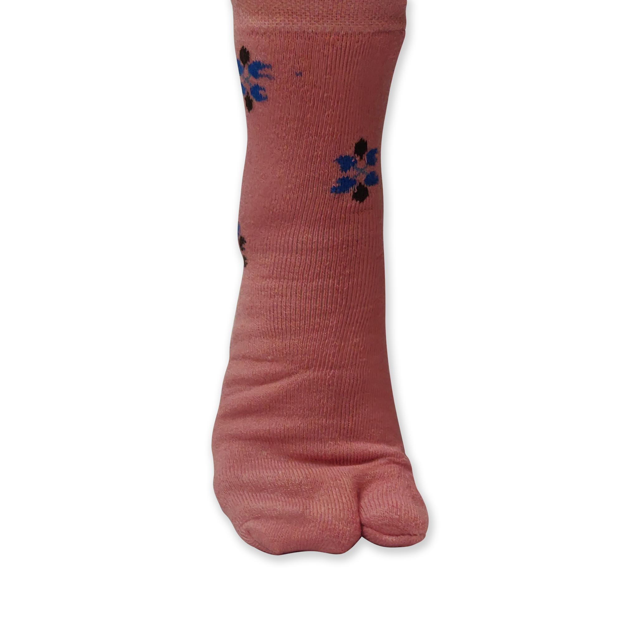 Pink Socks with Pattern - Women Collection